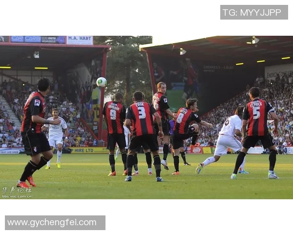 街头足球风云：全球球星街头技巧大比拼与创意展示